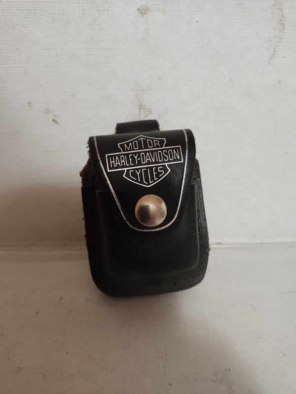 Harley davidson zippel, lighter leather belt case holder.Sheath and lighter