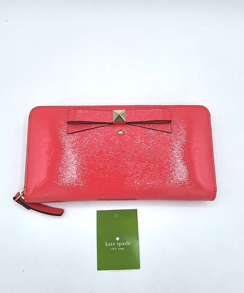 Kate Spade NY Beacon Court Lacey Clutch Zip Around Wallet