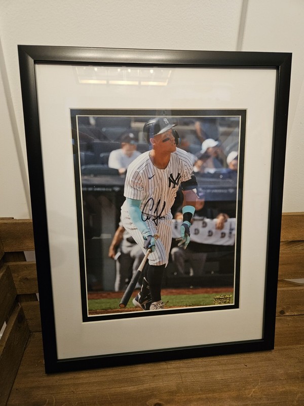 Framed Aaron Judge New York Yankees Signed 8" x 10" Matte Framed Photo w/COA 99