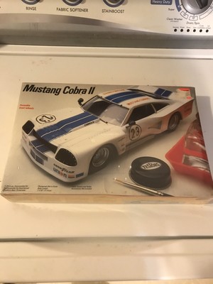 TESTORS MUSTANG COBRA II 1:24 1986 **FACTORY SEALED**