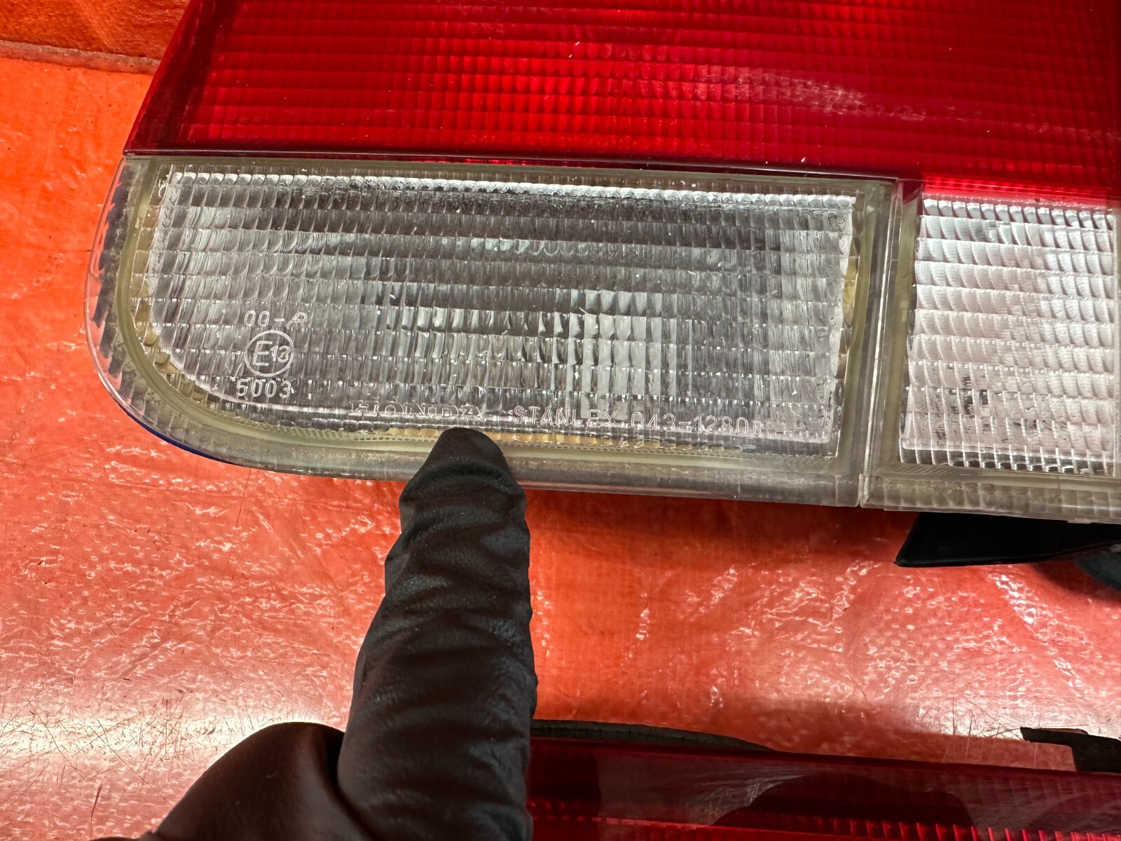 9600 HONDA CIVIC COUPE GENUINE EM1 50 50 TAIL LIGHTS LAMPS RED WHITE