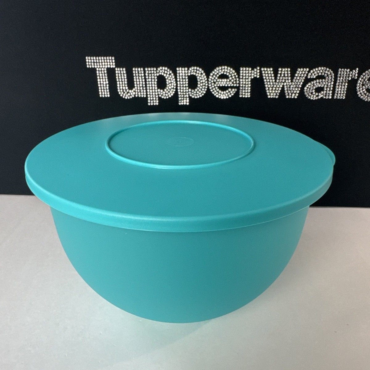 Tupperware Impressions Bowl Large Mixing Salad 4.3L / 18 cup Teal