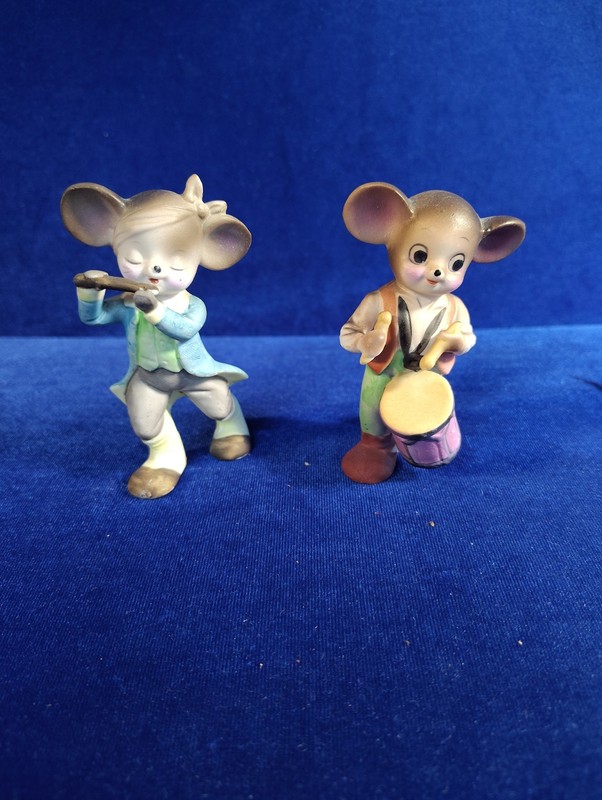 Mouse Figurines Playing Musical Instruments. Lot Of 2
