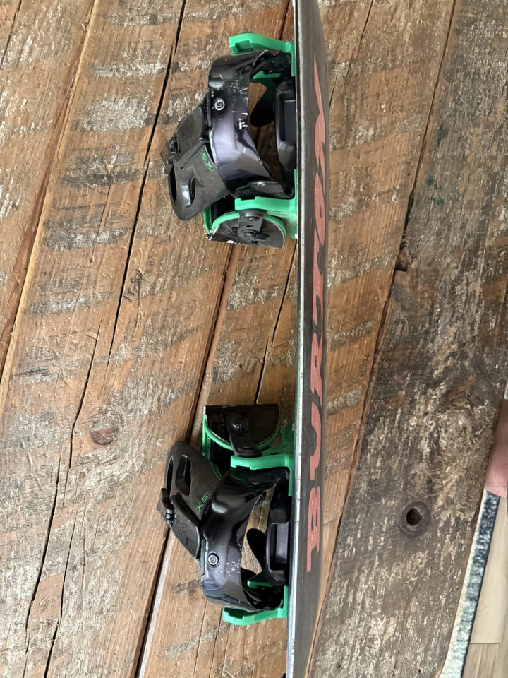 Snowboard Burton LTR 90 cm para niños con fijaciones Burton Progression *EXCELENTE ESTADO* Foto 4 de 4