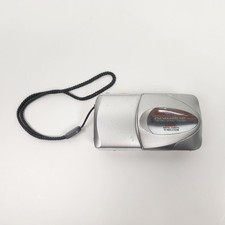 Olympus Camedia D-565 Zoom 4.0 MP Digital Camera