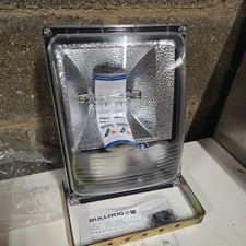 Bulldog GB150H 150W Metal Halide IP65 Outdoor Wall Mounted Floodlight black