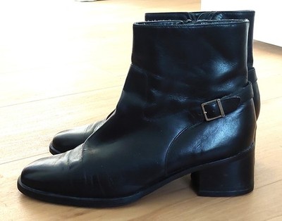 Ralph Lauren Boots Black Leather Ankle Womens 7.5 Equestrian Buckle Bootie Biker
