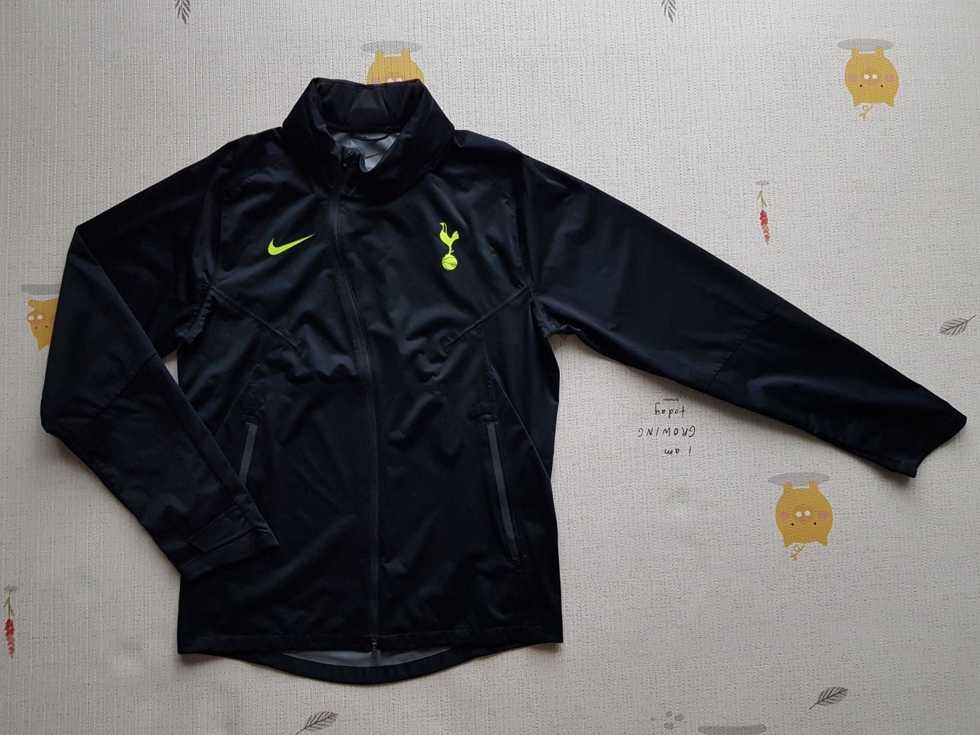 SACAI X NIKE NIKE TOTTENHAM HOTSPUR GIACCA ALLENAMENTO RAIN PLAYER EDIZIONE 2021 22 TAGLIA S