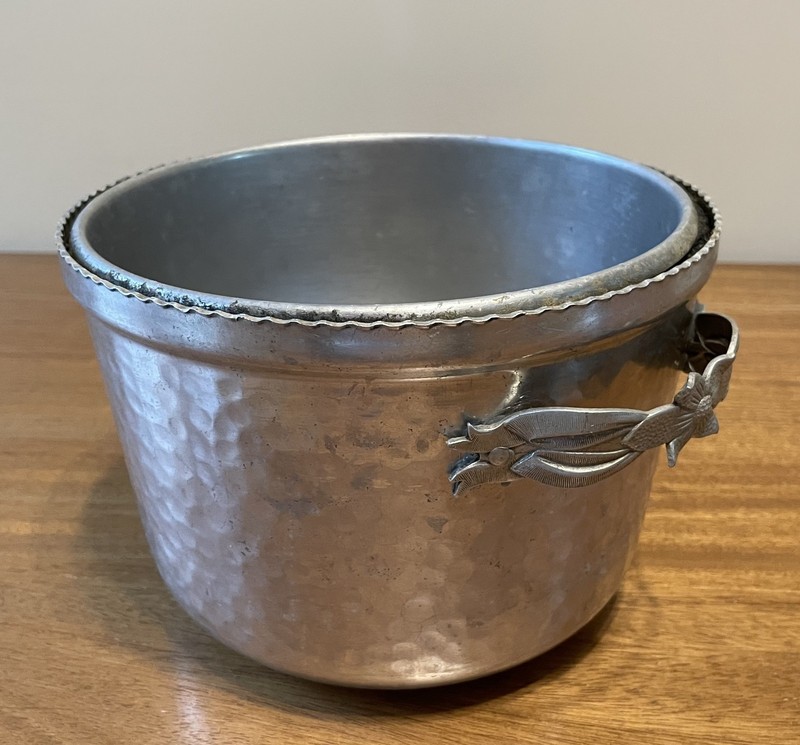 Vtg Hammered MCM Silver Planter/Container Spring farmhouse shower wedding floral