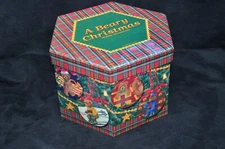 A BEARY CHRISTMAS Teddy Bear Decoupage Box of 12 ORNAMENTS 1995 C&F Enterprises