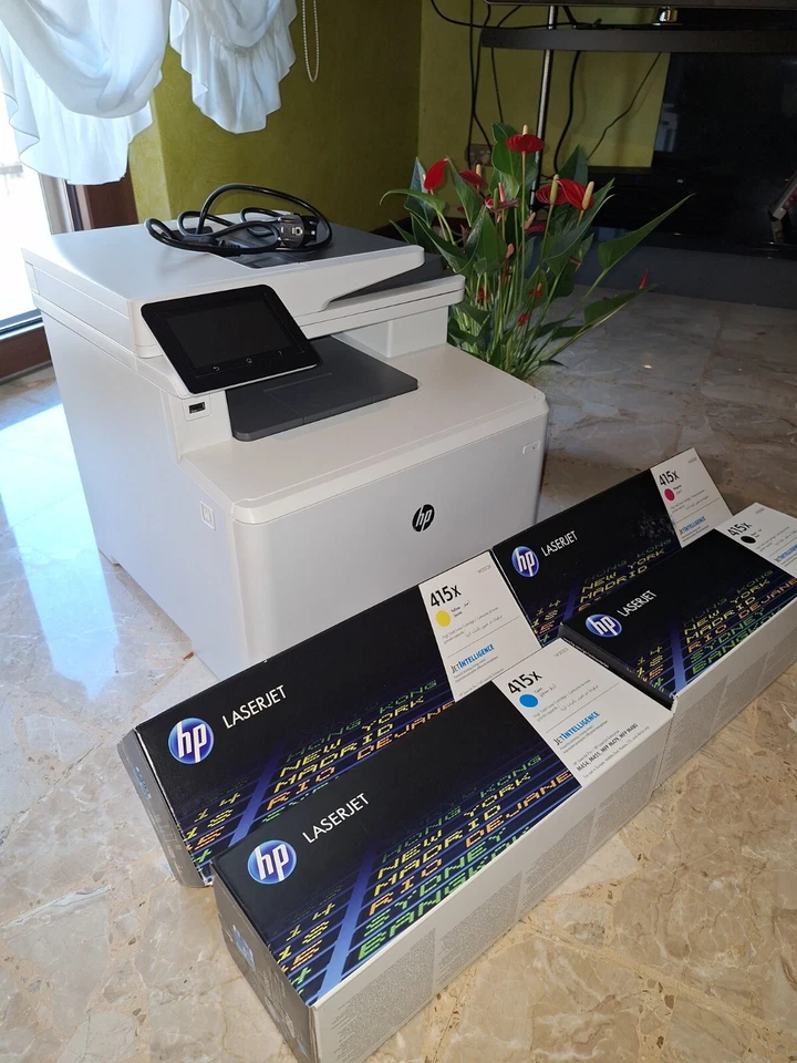 HP Color LaserJet Pro M479fdn Stampante Laser a Colori - Bianca + 4 Toner NUOVI - Immagine 2 di 3