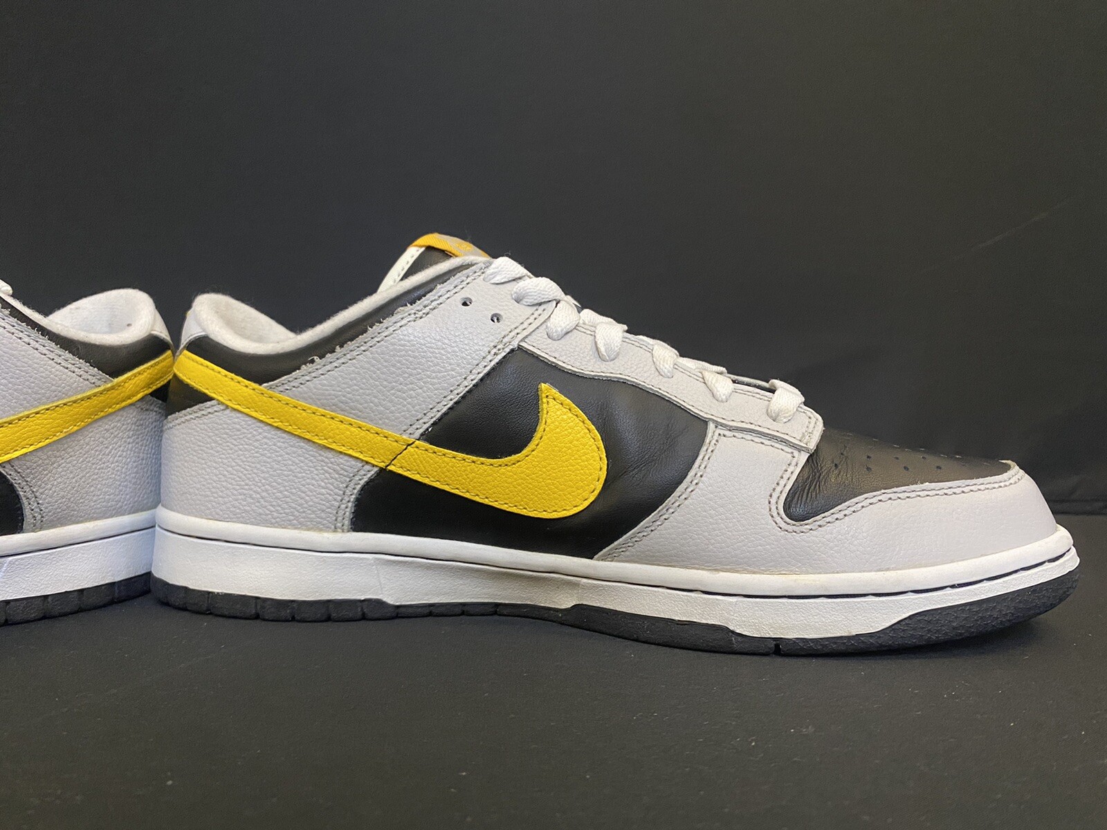 nike dunk low varsity maize