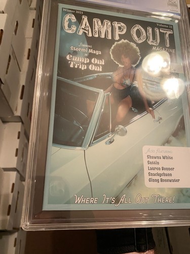 Camp Out Magazine Issue 22 Pin Up Girls! NM 9.4! Stormi Maya! WOW! Winter 2021! - Foto 5 di 9