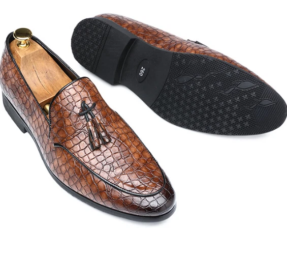 Mens casual hotsell tassel loafers