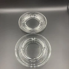 Vintage Clear Tiara Style Round Ashtray With Inner Circle 4 Slots.