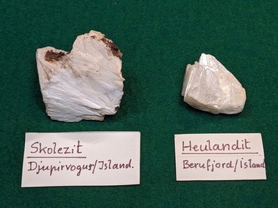 Lot 2x Mineralien aus Island: 4cm Skolezit XX, 3cm Heulandit XX