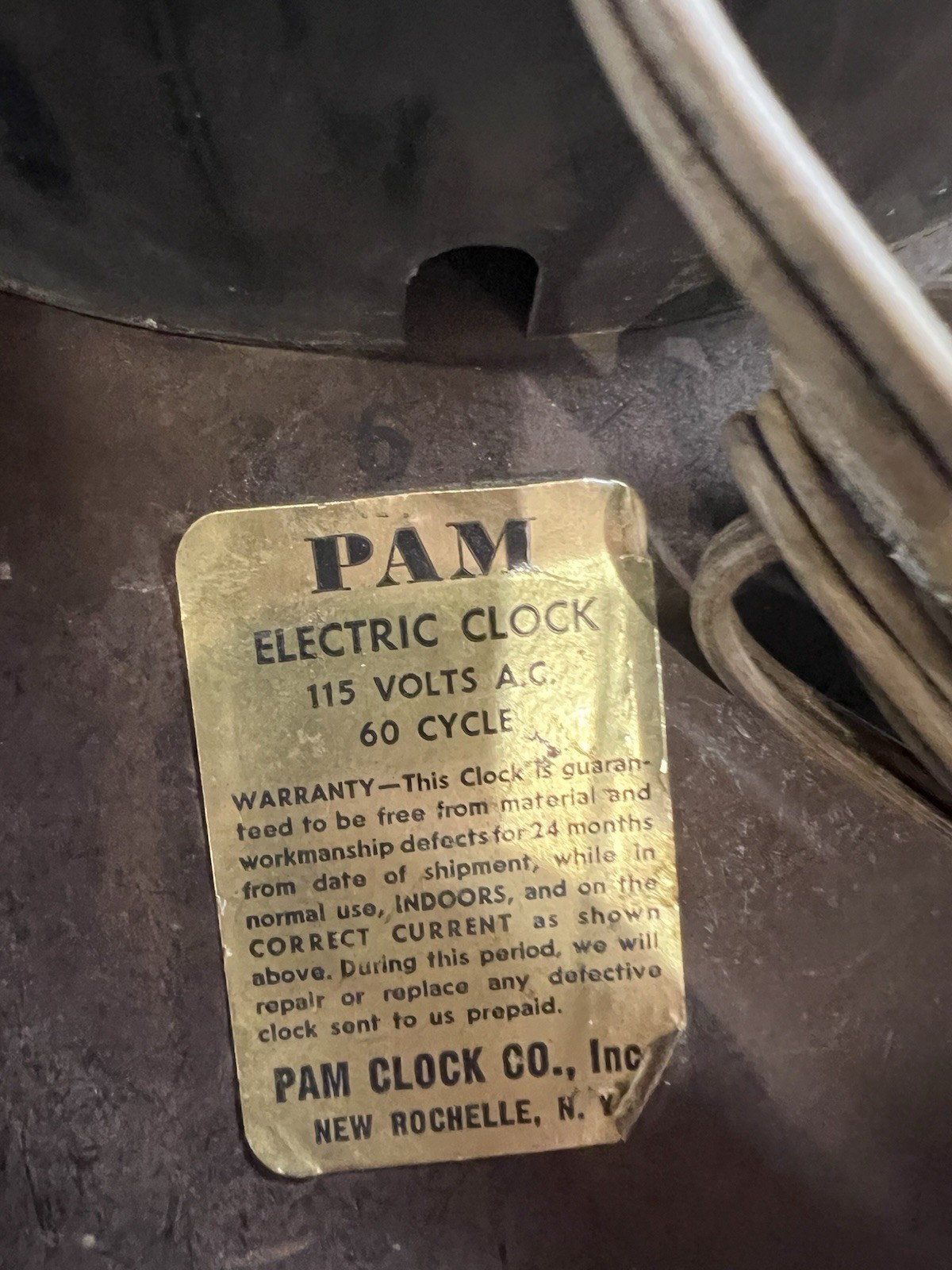 Vintage Skelly 15x15 Pam Clock. Working And Keeps Time