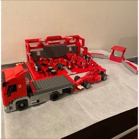 LEGO 8654 Scuderia Ferrari Truck Racers Ferrari 2005 Missing without Box