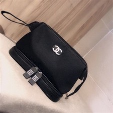 2026 VIP Beauty Gift   Black Cosmetic Makeup Pouch Bag   New Limited Edition
