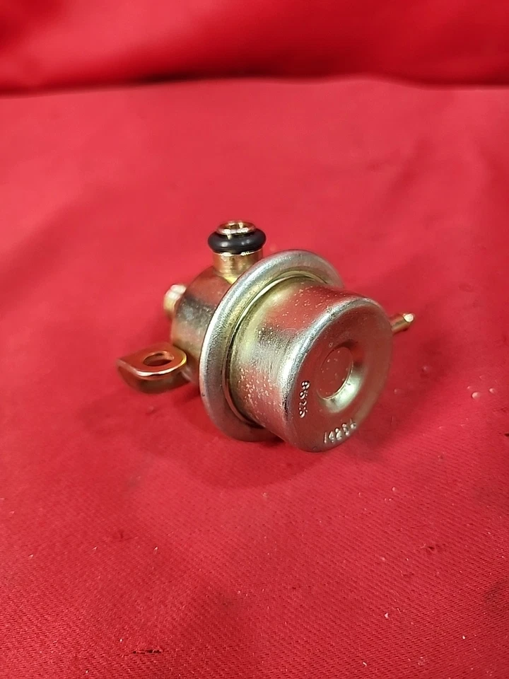 OEM Fuel Pressure Regulator For 1990-1999 Ford Explorer Ranger Mazda B400 - Image 3 of 4