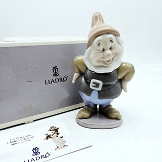 Lladro Disney 7537 Happy Porcelain Figurine 6" Signed Snow White in Box