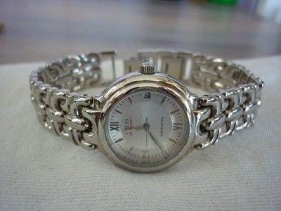 VINTAGE GUESS WATERPRO QUARTZ WATCH WOMENS DATE SILVER TONE NEW BATTERY