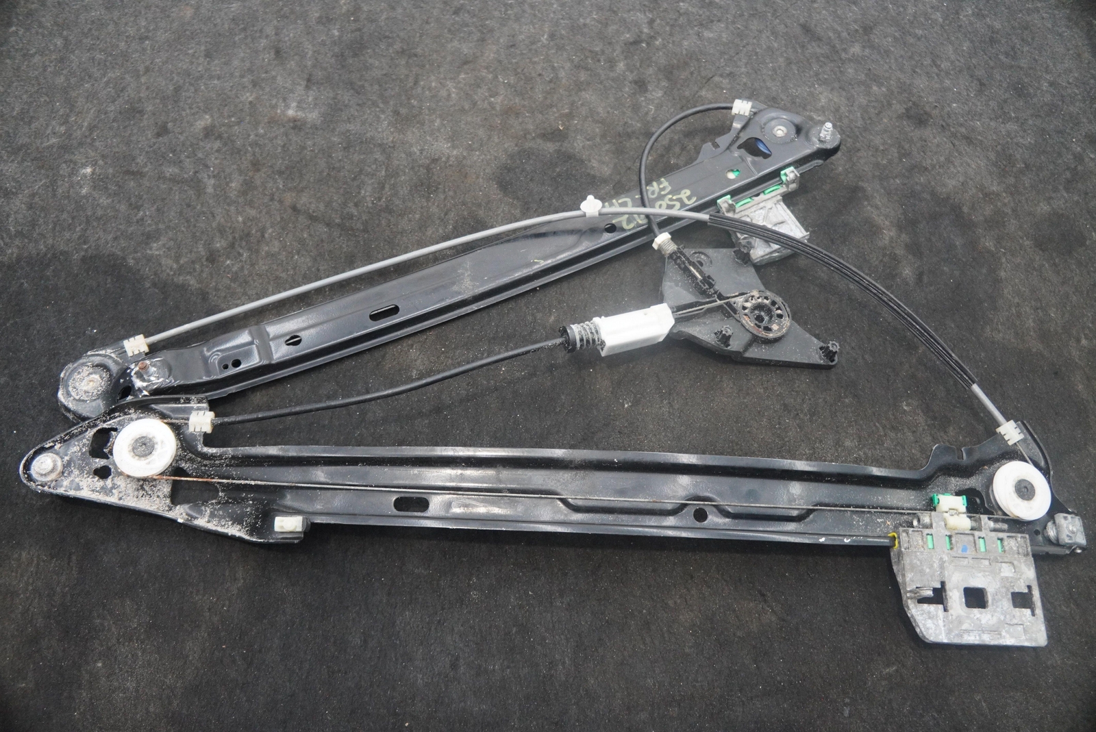 Front Left Driver Door Window Regulator 4ML837461A OEM Lamborghini Urus 2018-24