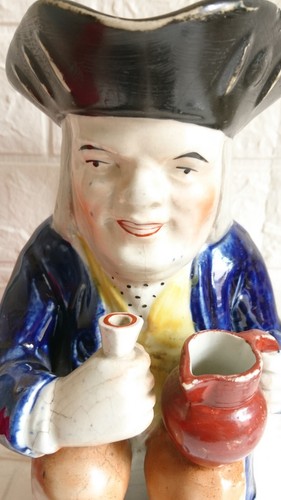Early Antique Staffordshire Toby Jug. 18th Century ? Quality Made Piece - Picture 4 of 12