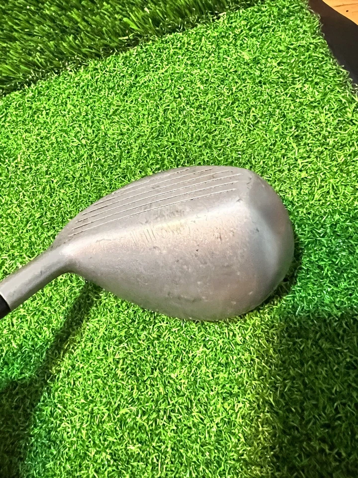 Adams Golf Tight Lies Strong 7 Wood 24* Premium Super Shaft Reg Flex - Image 3 of 4