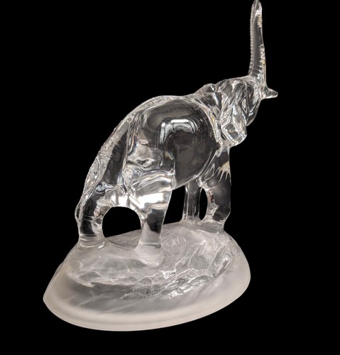 Vintage Lead Crystal Elephant Figurine Frosted Base Cristal D'Arques France - Picture 5 of 8