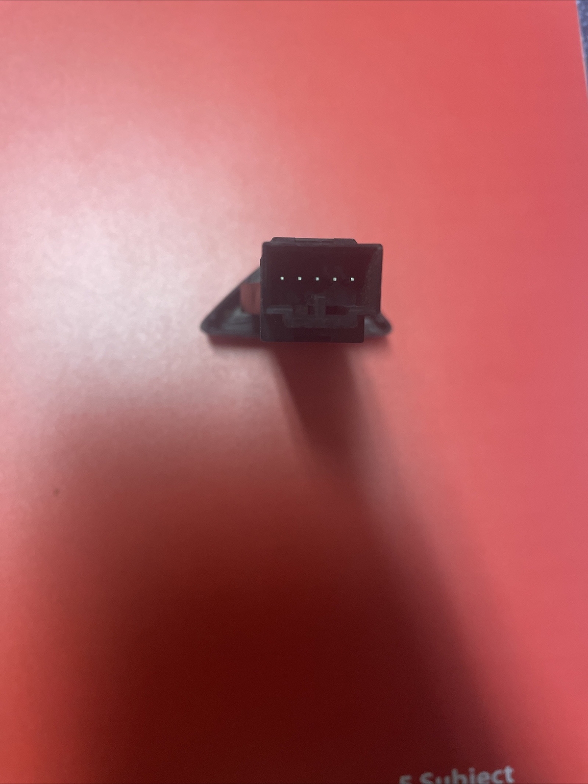 OEM Volvo S60 V70 XC70 0109 Hazard Emergency Flasher Switch Button