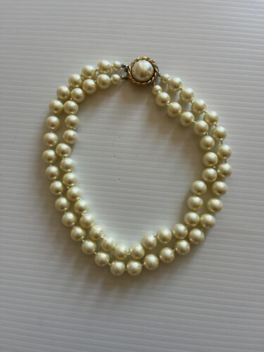 CAROL LEE FAUX PEARL NECKLACE double strand 18 Inc