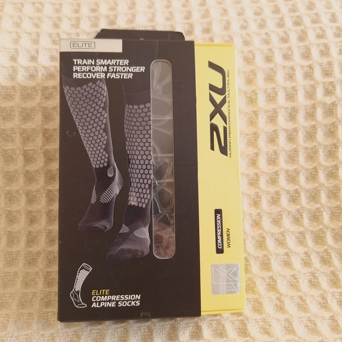 2XU Ladies M Elite Compression Socks for Train Performance