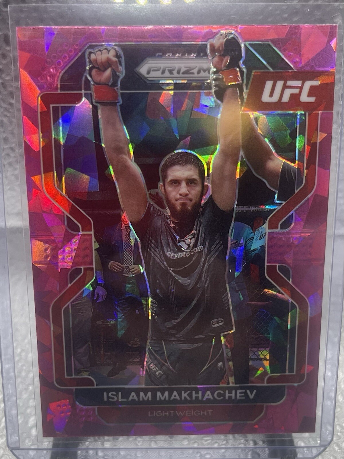 2022 Panini Prizm UFC - Pink Ice Prizm #125 Islam Makhachev