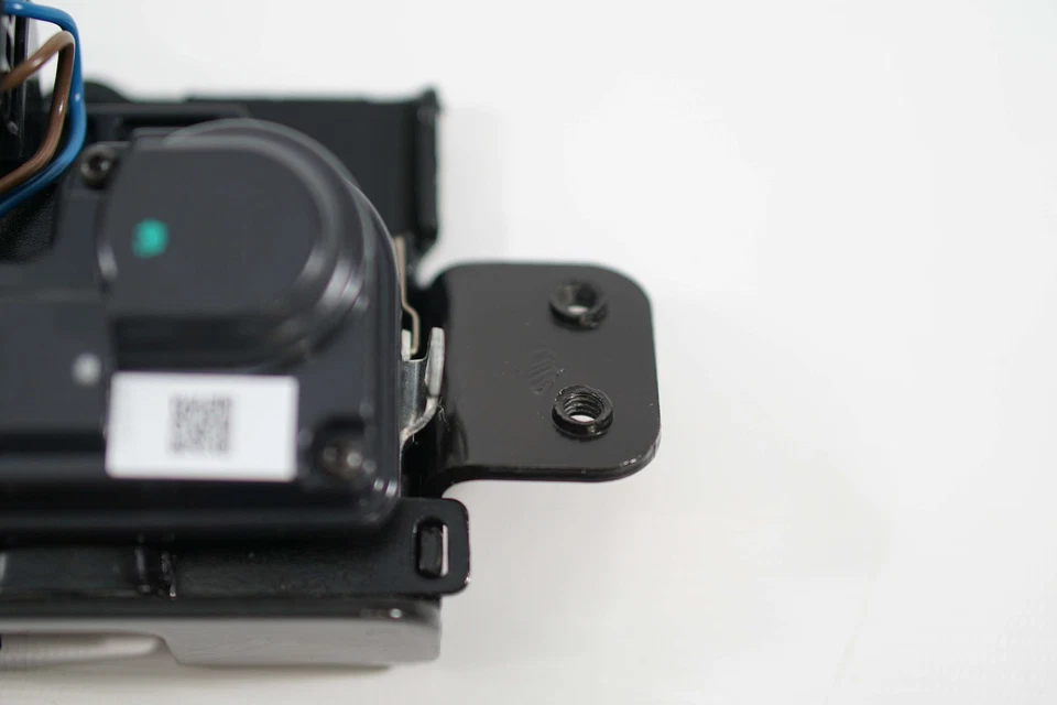 ✅ 2007 - 2017 Chevrolet GMC conjunto de trava de porta traseira 13584872 fabricante de equipamento original - Imagem 3 de 4