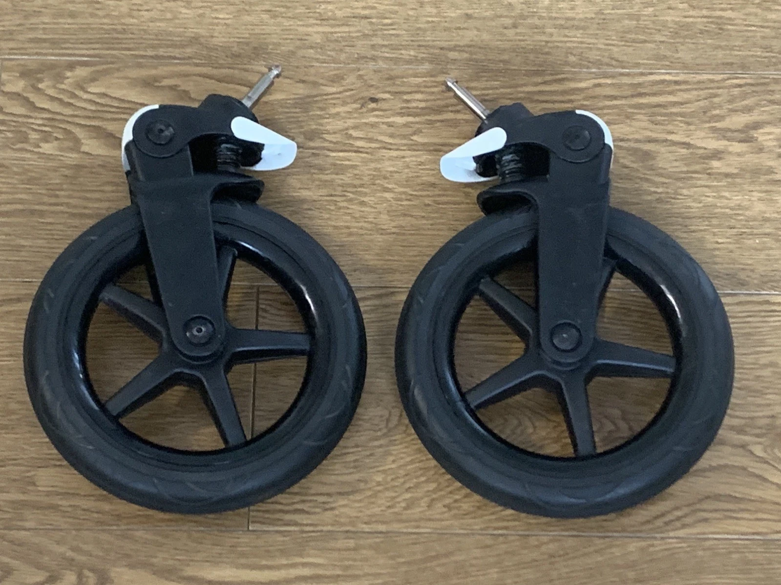 2x (Pair) Bugaboo FOX 1,2 &3 Foam FRONT COMPLETE WHEELS BLACK CAPS BLACK SCREW