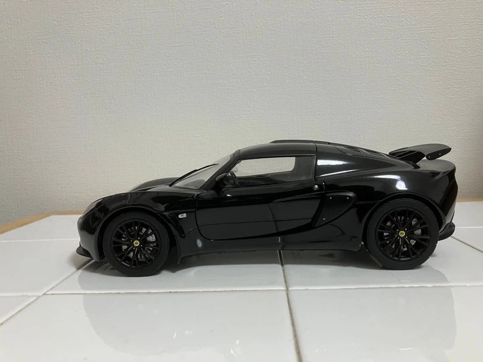 Autoart 1/18 Lotus Exige modellino auto pressofuso nero - Immagine 2 di 3