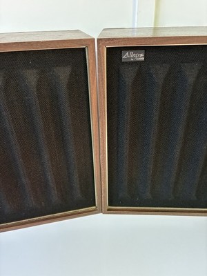 Vintage Zenith allegro speakers d9013W Made In USA Large Speakers