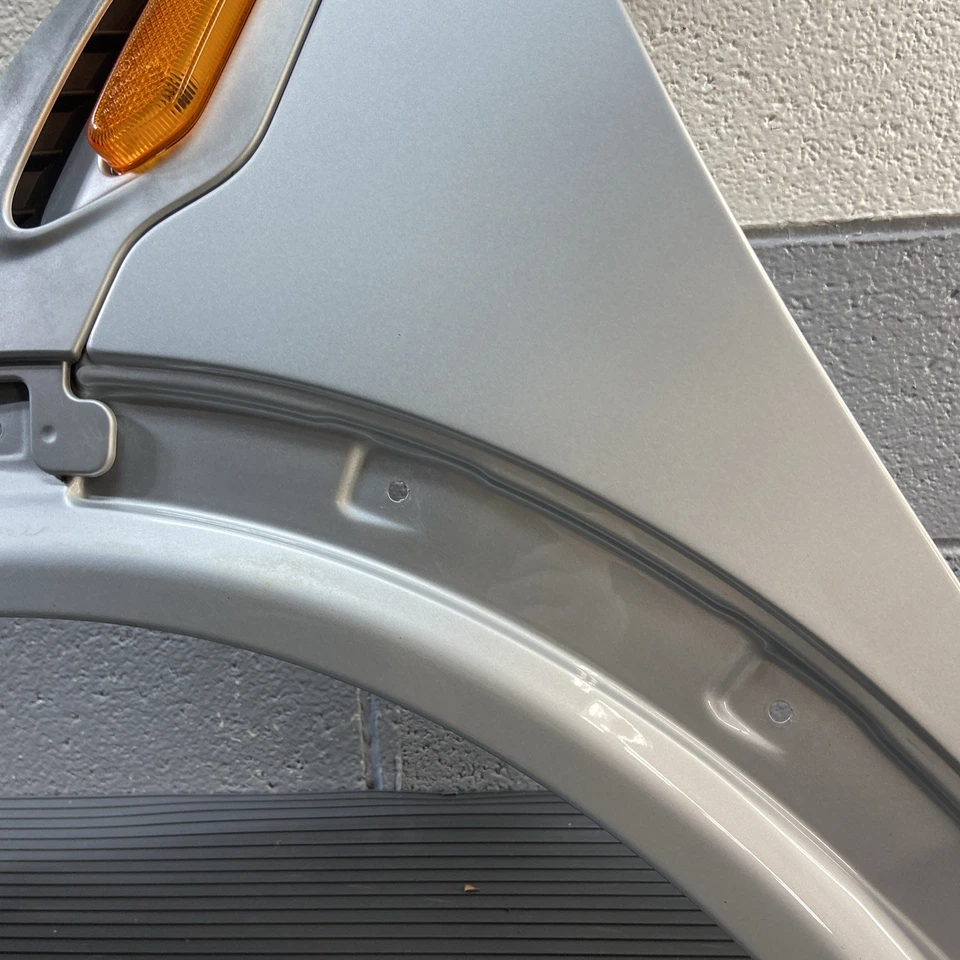 Guardabarros delantero izquierdo Mini Cooper Countryman 2011-2016 plateado OEM Foto 4 de 4