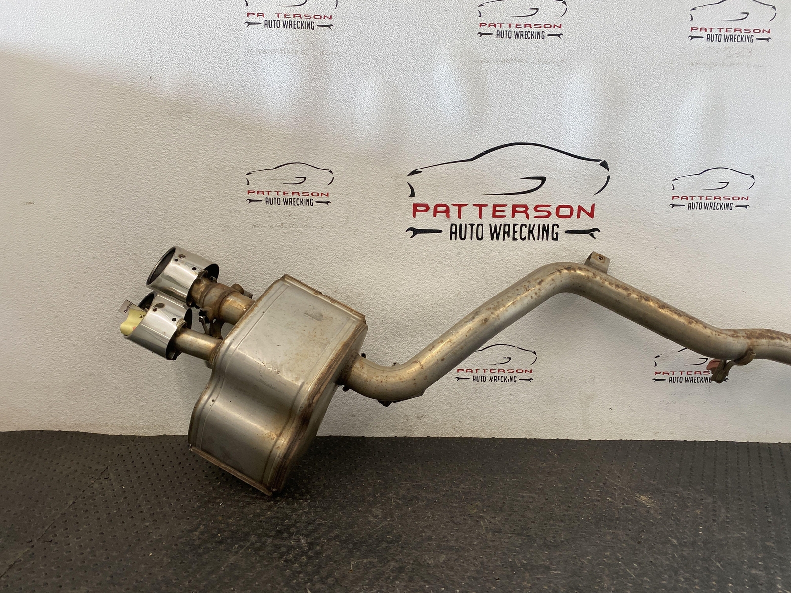 14-19 MASERATI GHIBLI SQ4 REAR EXHAUST MUFFLER TIP 3.0 AWD