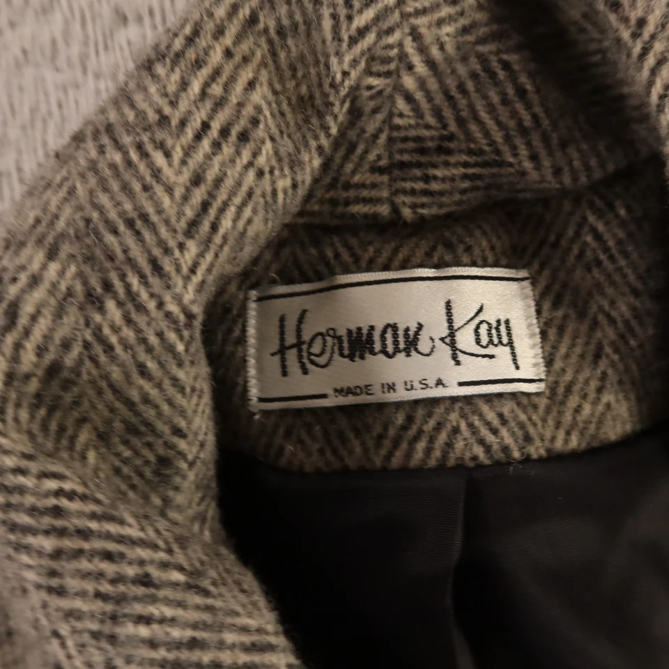 VTG Tweed Coat Womens 10 Gray Black Herringbone Flannel Wool USA Herman Overcoat - Image 4 of 4