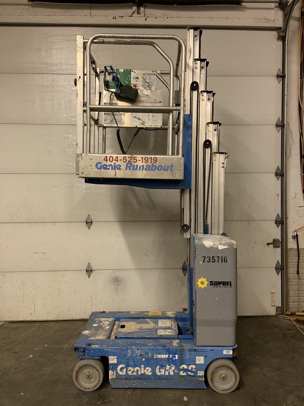 2015 GENIE GR20 20’ ELECTRIC RUNABOUT SCISSOR VERTICAL MAST DRIVABLE