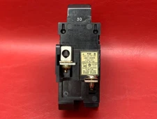 30 Amp Pushmatic ITE Siemens Bulldog Gould 30A P230 240v 2 Pole Breaker