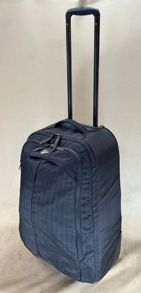 Nike Connection Black 26” Upright Wheeled Rolller Short Trip Suitcase Luggage - Image 2 of 4