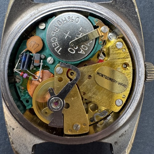 Rare LeGant QS 133 FT Electronic Diver Wrist Watch Swiss For Parts or Repair - Picture 7 of 15