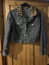 Cute Charcoal Grey fur Leopard Collar cropped Denim Jacket Size 16 18