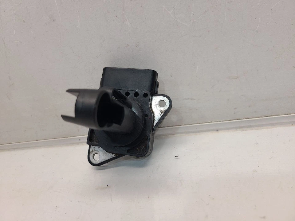 Medidor de flujo de aire Toyota Corolla 2003-08 (1,8 L)  Foto 2 de 4