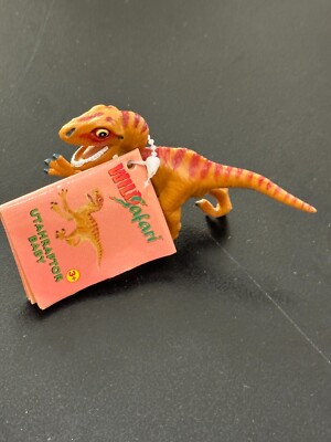 NWT Wild Safari Ltd. 1997 Utahraptor Baby Prehistoric Dinosaur Figurine