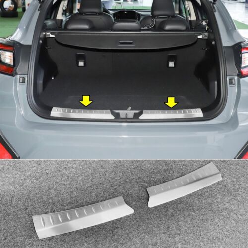 Cubiertas protectoras de carga trasera de metal cepillado plateado para Subaru Crosstrek 2024 - Imagen 1 de 3