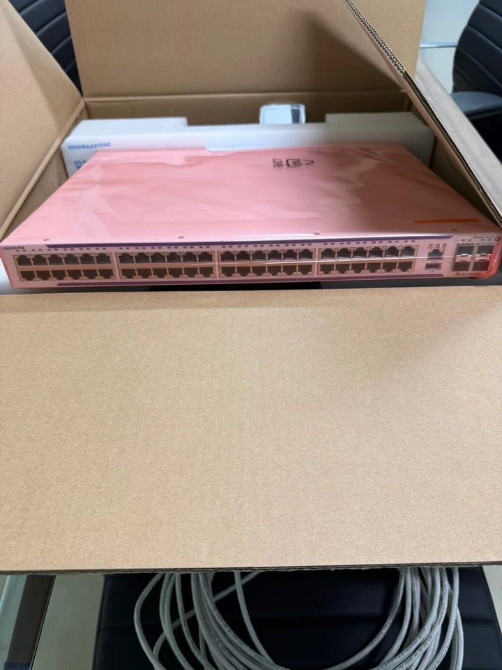 OS6350-P48 switch - Image 3 of 4